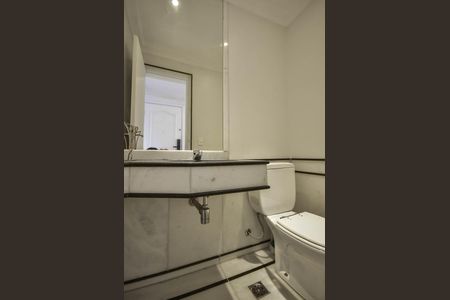 Apartamento à venda com 165m², 4 quartos e 2 vagas Apartamento à venda com 165m², 4 quartos e 2 vagasLavabo