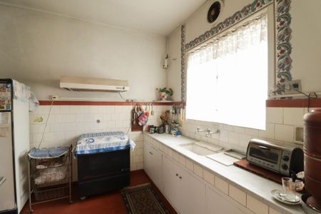 Casa à venda com 400m², 8 quartos e 8 vagas Casa à venda com 400m², 8 quartos e 8 vagasCozinha