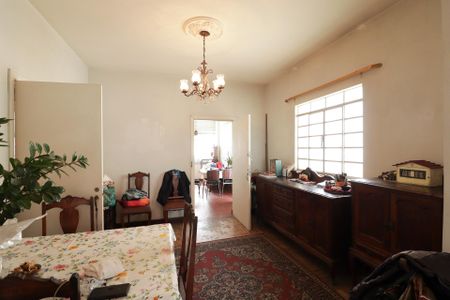 Casa à venda com 400m², 8 quartos e 8 vagas Casa à venda com 400m², 8 quartos e 8 vagasSala