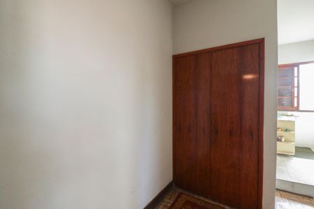 Casa à venda com 400m², 8 quartos e 8 vagas Casa à venda com 400m², 8 quartos e 8 vagasSuíte