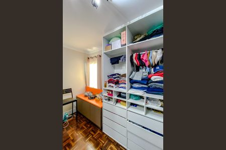 Apartamento à venda com 94m², 3 quartos e sem vaga Apartamento à venda com 94m², 3 quartos e sem vagaQuarto 1 Closet