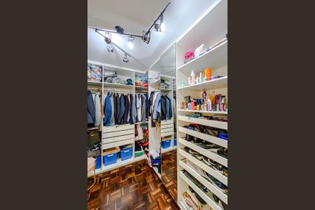 Apartamento à venda com 94m², 3 quartos e sem vaga Apartamento à venda com 94m², 3 quartos e sem vagaQuarto 1 Closet