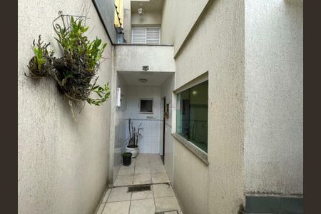 Casa à venda com 112m², 3 quartos e 2 vagas
