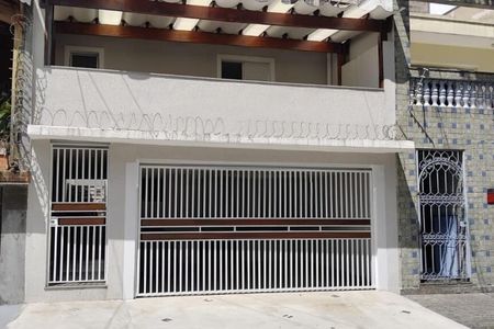 Casa à venda com 110m², 2 quartos e 2 vagas
