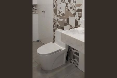 Casa à venda com 110m², 2 quartos e 2 vagas
