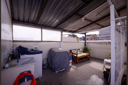 Casa à venda com 130m², 3 quartos e 3 vagas Casa à venda com 130m², 3 quartos e 3 vagasÁrea de Serviço/Terraço