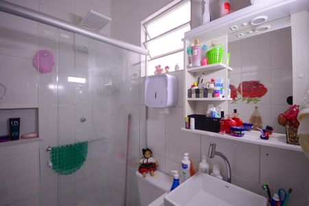 Casa à venda com 130m², 3 quartos e 3 vagas Casa à venda com 130m², 3 quartos e 3 vagasBanheiro Quarto 2