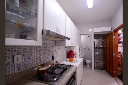 Casa à venda com 130m², 3 quartos e 3 vagas Casa à venda com 130m², 3 quartos e 3 vagasCozinha