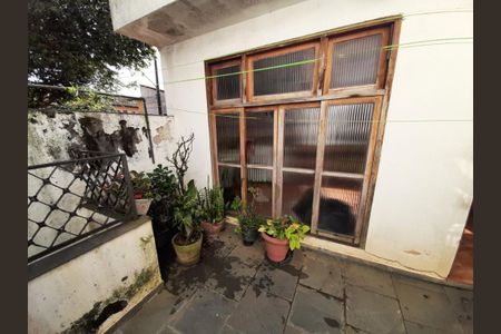 Casa à venda com 136m², 3 quartos e 3 vagas