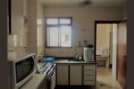 Apartamento à venda com 144m², 4 quartos e 2 vagas