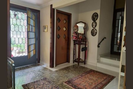 Casa à venda com 515m², 4 quartos e 6 vagas