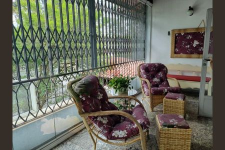 Casa à venda com 515m², 4 quartos e 6 vagas