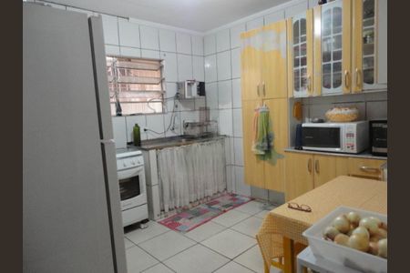 Casa à venda com 60m², 2 quartos e 2 vagas