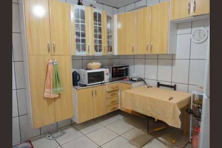 Casa à venda com 60m², 2 quartos e 2 vagas