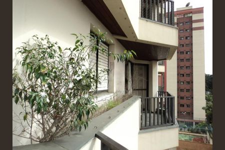 Apartamento à venda com 144m², 4 quartos e 2 vagas