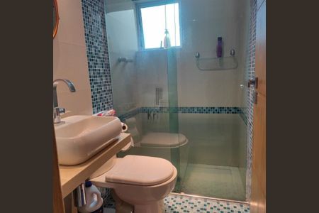 Casa à venda com 210m², 3 quartos e 4 vagas