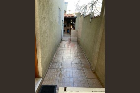 Casa à venda com 220m², 3 quartos e 2 vagas
