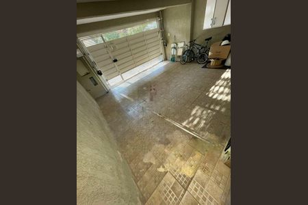 Casa à venda com 220m², 3 quartos e 2 vagas