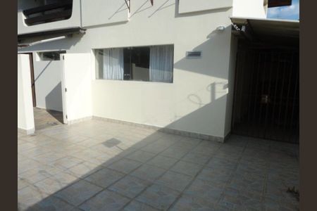 Casa à venda com 190m², 3 quartos e 4 vagas