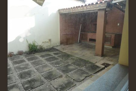 Casa à venda com 190m², 3 quartos e 4 vagas