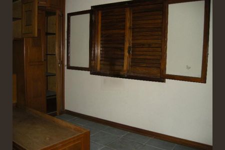 Casa à venda com 190m², 3 quartos e 4 vagas