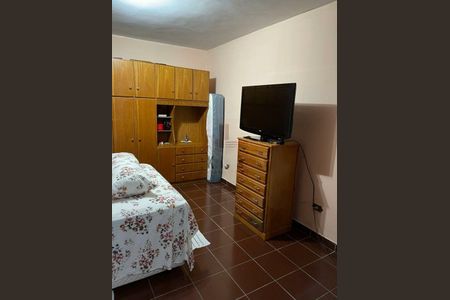 Casa à venda com 220m², 4 quartos e 2 vagas