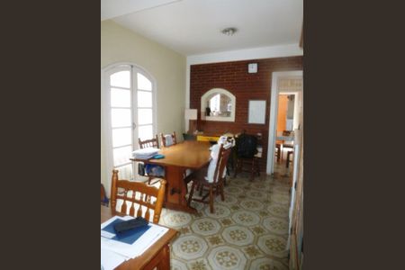 Casa à venda com 112m², 3 quartos e 2 vagas