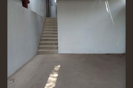 Casa à venda com 100m², 2 quartos e sem vaga