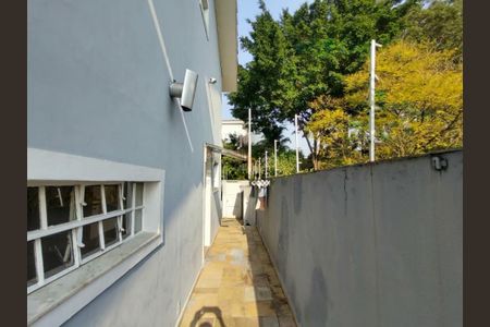 Casa à venda com 330m², 3 quartos e 4 vagas