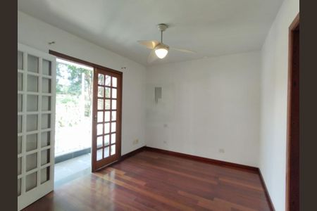 Casa à venda com 330m², 3 quartos e 4 vagas