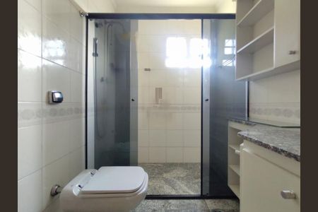 Casa à venda com 330m², 3 quartos e 4 vagas