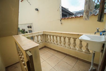 Casa à venda com 303m², 3 quartos e 1 vaga Casa à venda com 303m², 3 quartos e 1 vagaEdícula - Área de serviço