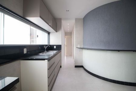 Apartamento à venda com 250m², 3 quartos e 1 vagaCozinha