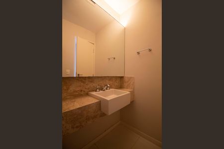 Apartamento à venda com 250m², 3 quartos e 1 vagaLavabo