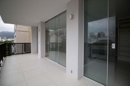 Apartamento à venda com 250m², 3 quartos e 1 vagaVaranda da Sala 1