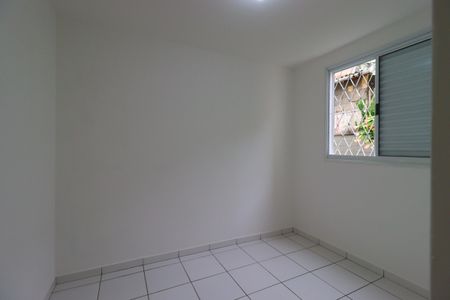 Apartamento à venda com 43m², 2 quartos e 1 vagaQuarto 2