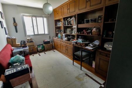 Apartamento à venda com 157m², 3 quartos e 4 vagas Apartamento à venda com 157m², 3 quartos e 4 vagasQuarto 1