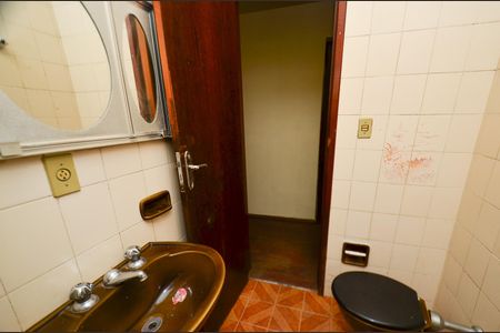 Casa à venda com 200m², 8 quartos e 2 vagasCasa 2 Banheiro 