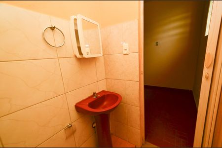 Casa à venda com 200m², 8 quartos e 2 vagasBanheiro 1