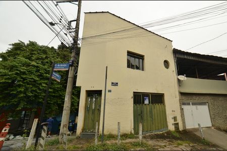 Casa à venda com 200m², 8 quartos e 2 vagasFachada
