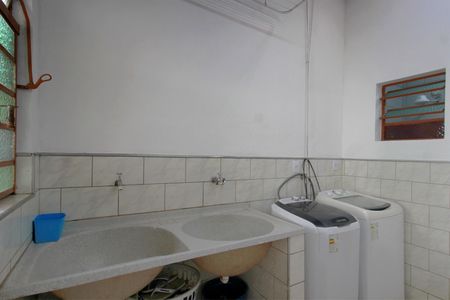 Casa à venda com 281m², 3 quartos e 3 vagasÁrea de Serviço