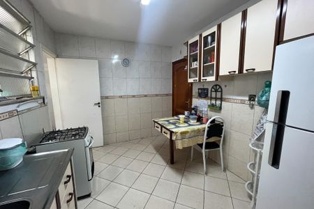 Apartamento à venda com 103m², 3 quartos e 2 vagasCozinha