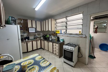 Apartamento à venda com 103m², 3 quartos e 2 vagasCozinha