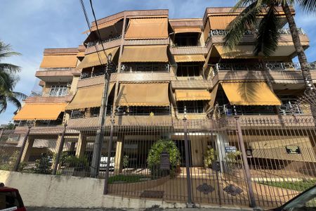 Apartamento à venda com 103m², 3 quartos e 2 vagasFachada