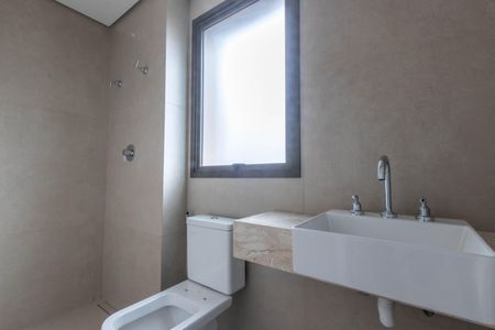 Apartamento à venda com 110m², 2 quartos e 2 vagasBanheiro da Suíte 1