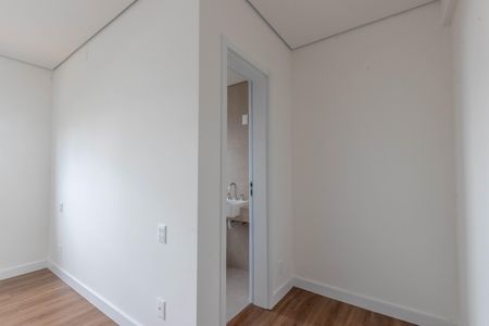 Apartamento à venda com 110m², 2 quartos e 2 vagasSuíte 2