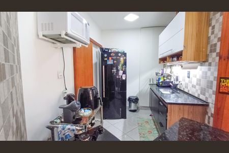 Apartamento à venda com 234m², 3 quartos e 2 vagas Apartamento à venda com 234m², 3 quartos e 2 vagasCozinha