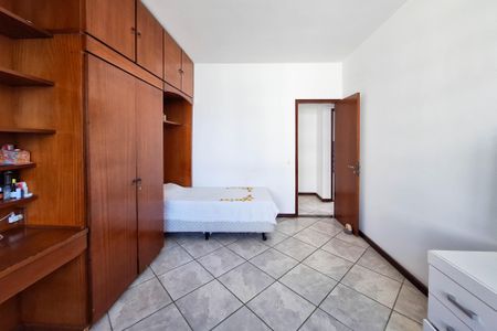 Apartamento à venda com 145m², 3 quartos e 2 vagas Apartamento à venda com 145m², 3 quartos e 2 vagasQuarto 1