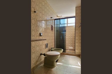 Apartamento à venda com 145m², 3 quartos e 2 vagas Apartamento à venda com 145m², 3 quartos e 2 vagasBanheiro Social