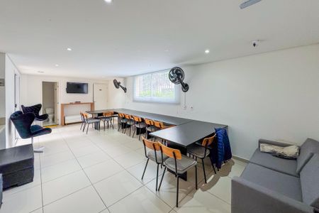 Studio à venda com 38m², 1 quarto e sem vaga Studio à venda com 38m², 1 quarto e sem vagaÁrea comum - Salão de festas